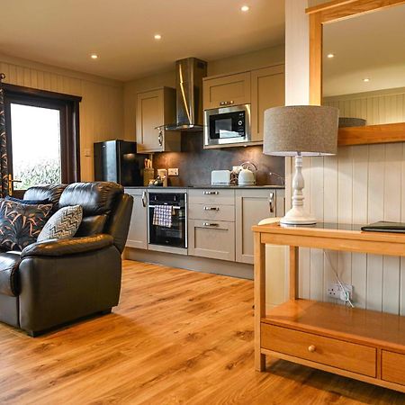 Bluebell Lodge 24 With Hot Tub Newton Stewart Bagian luar foto