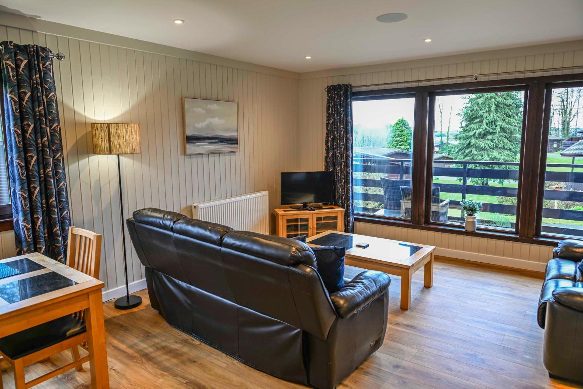 Bluebell Lodge 24 With Hot Tub Newton Stewart Bagian luar foto