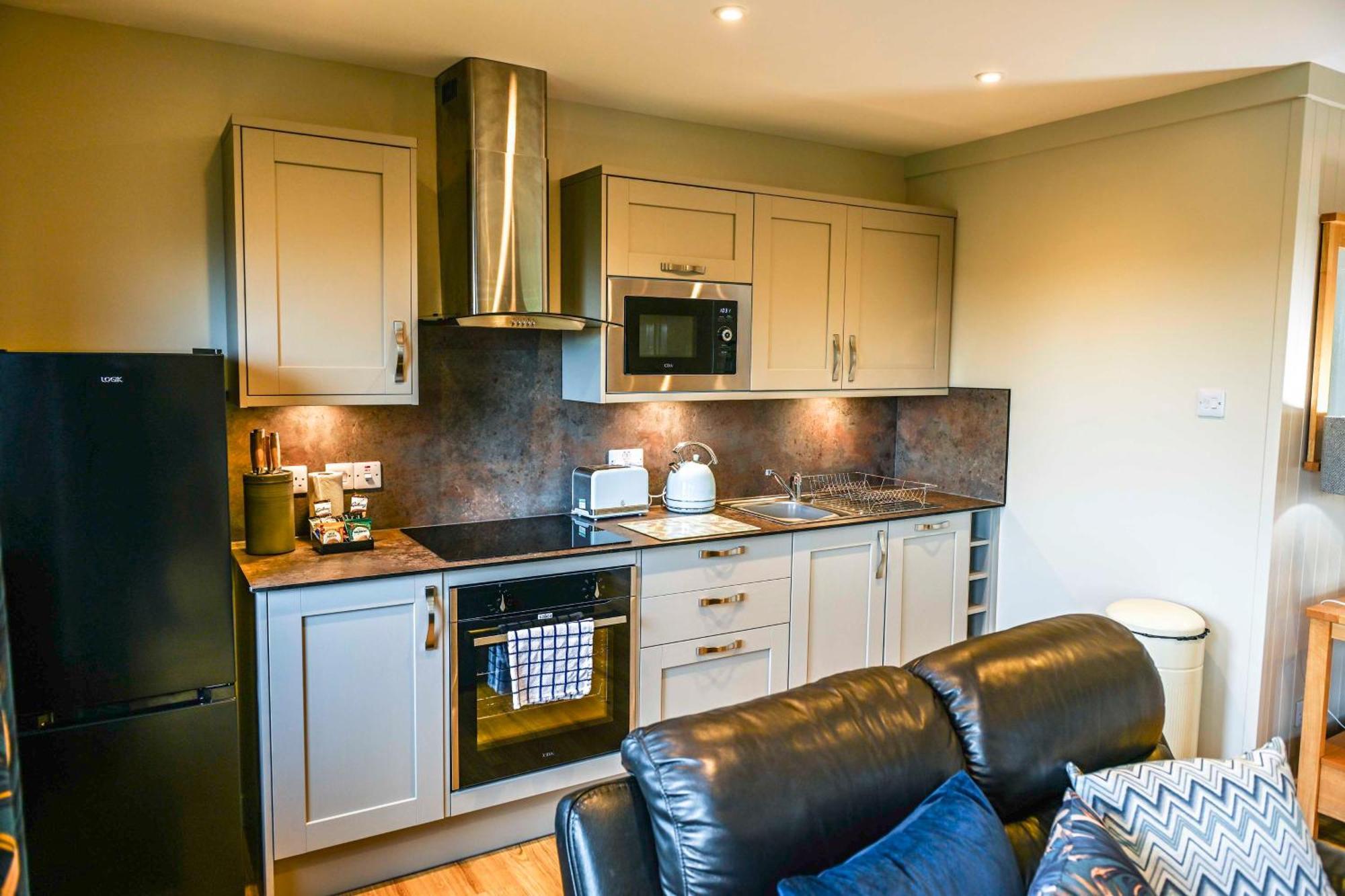 Bluebell Lodge 24 With Hot Tub Newton Stewart Bagian luar foto
